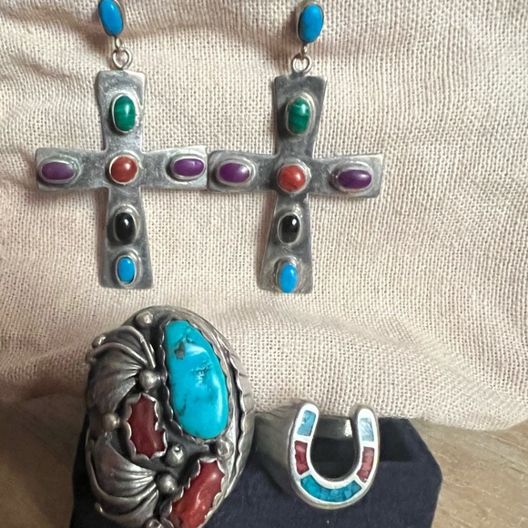 Turquoise’s turquoise turquoise!! Can sell as a bundle or separately! - Picture 6 of 10